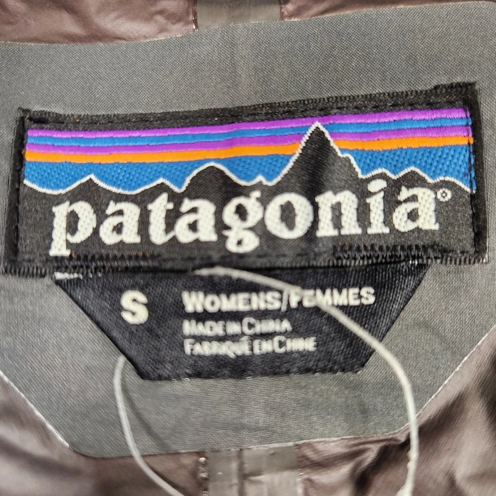 Patagonia Rain Jacket Womens Small Magenta Hooded Gore-Tex Super Cell